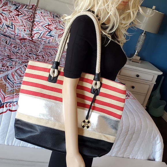 NINE WEST Shoulder/Beach Bag - Picture 10 of 10